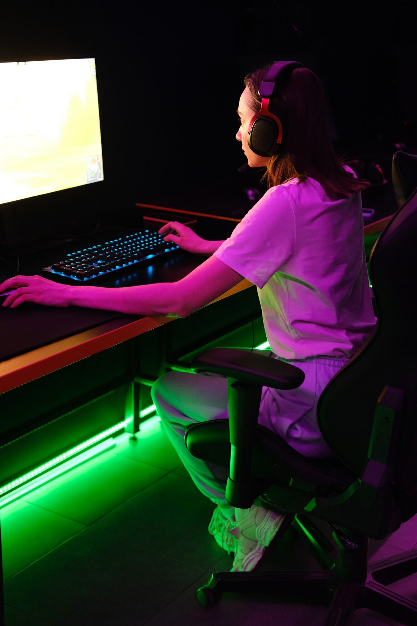 Gamer young girl plays online, Mobile Game Development