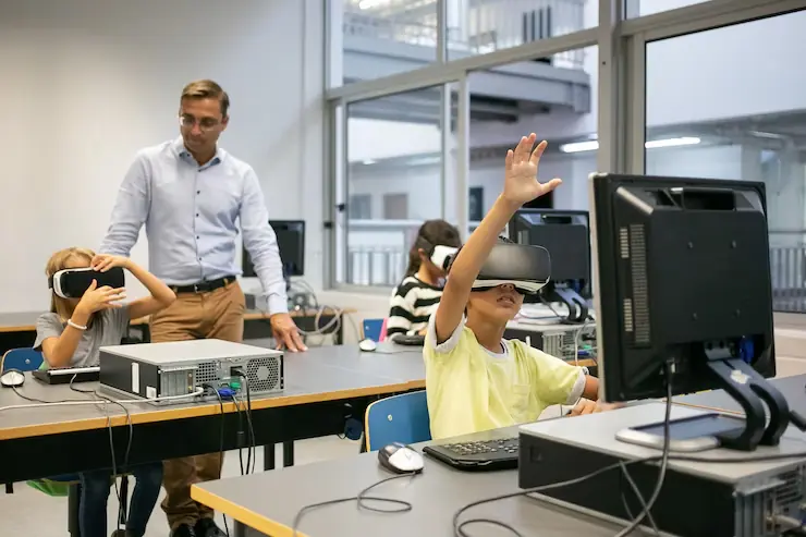 VR learning session guided by Educational Game Development Agency