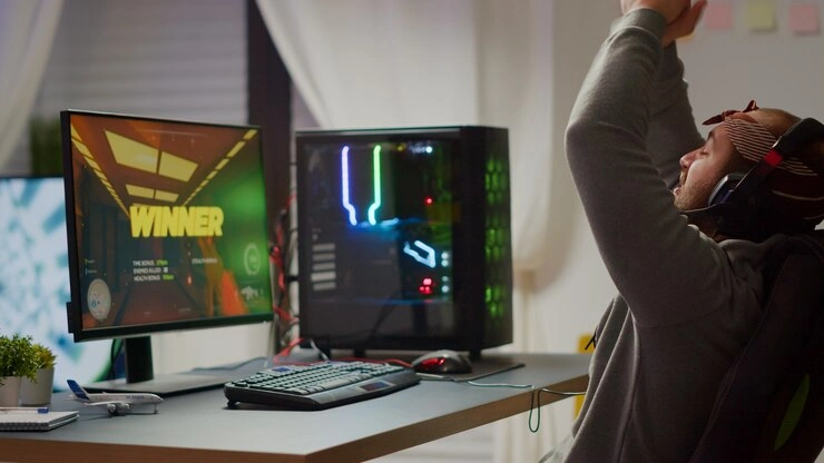 Full-Cycle Game Development (3)