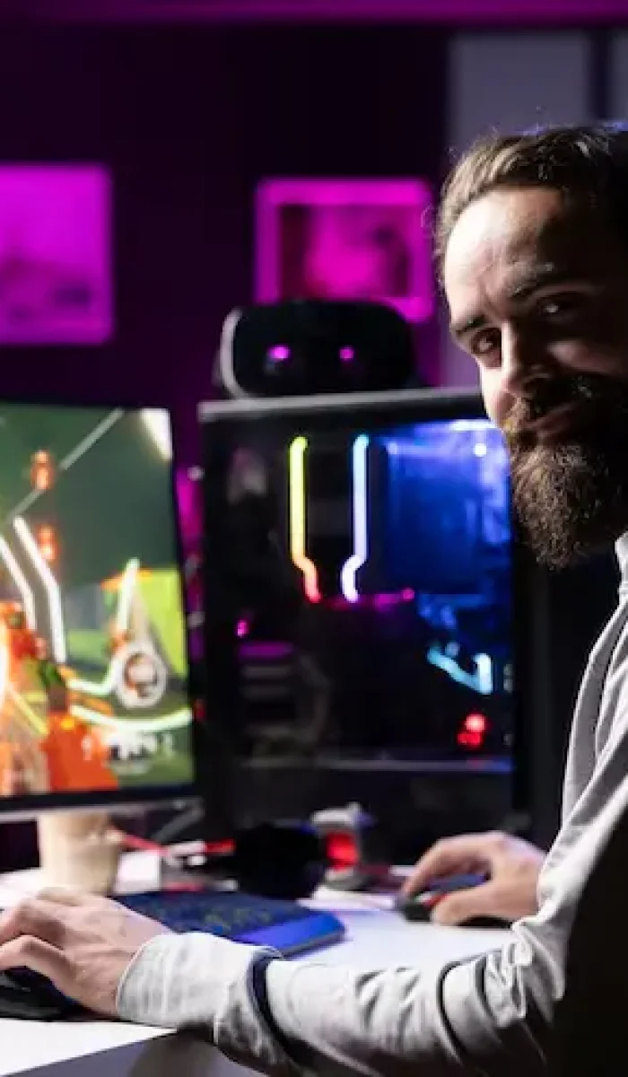 Unity Game Development Agency providing a competitive online FPS gaming experience